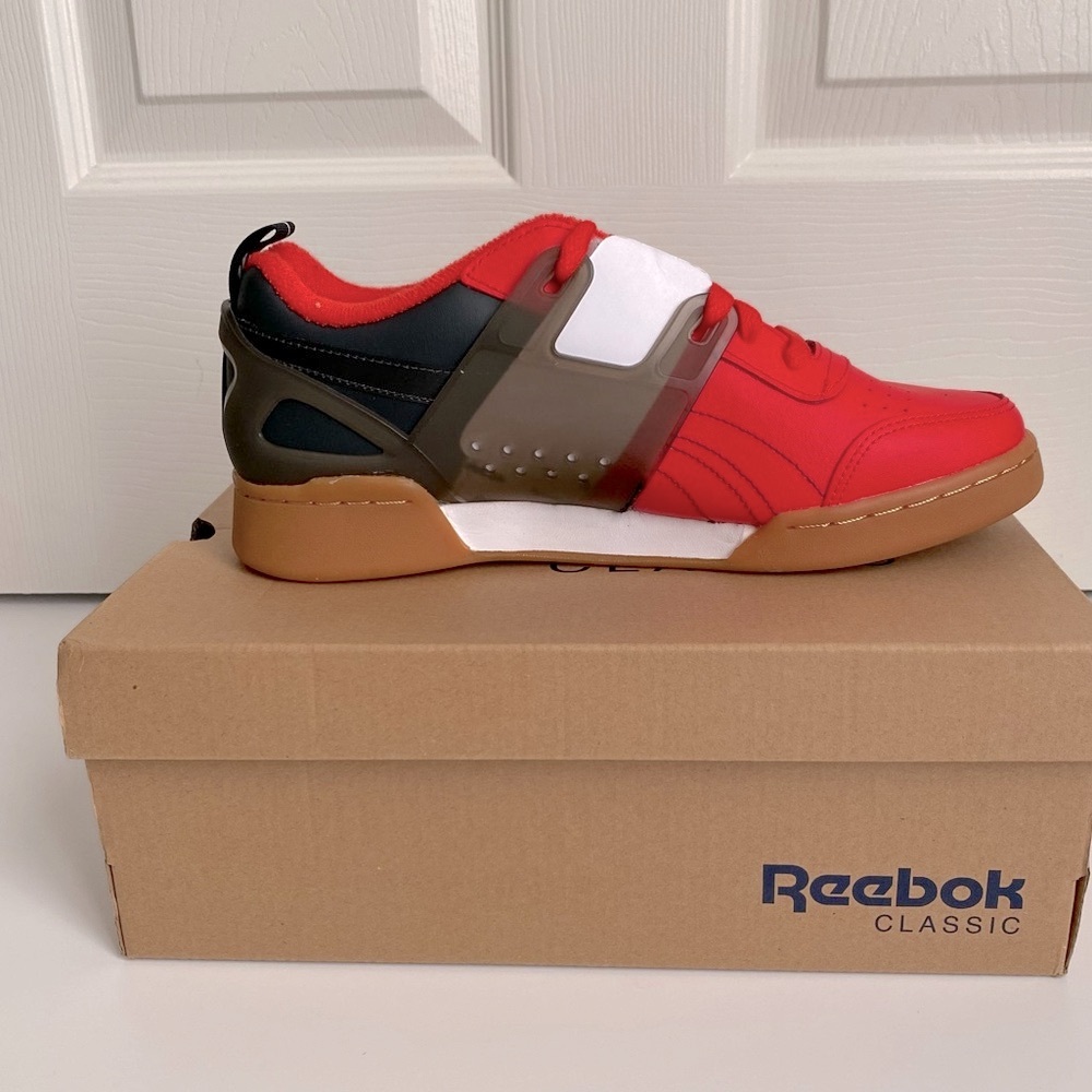 NWOT Reebok Workout Plus ATI‎ Radiant Red Sneakers US Size 7/EUR 39 Unisex